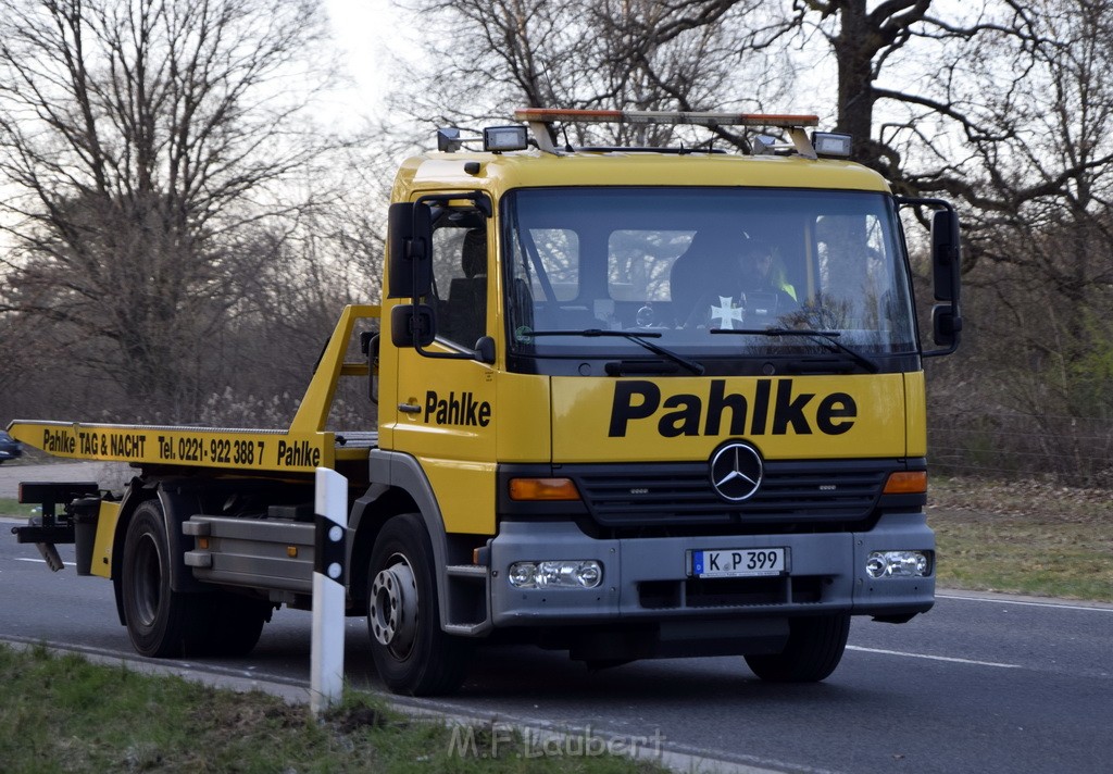 Schwerer VU Krad Fahrrad Koeln Porz Alte Koelnerstr P229.JPG - Miklos Laubert